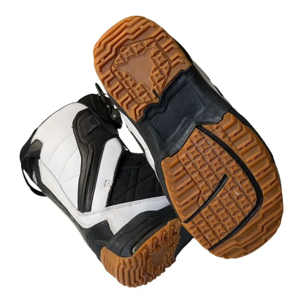 SIMS RALLY Men's Snowboard Boots Size 8 - White & Black - Used
